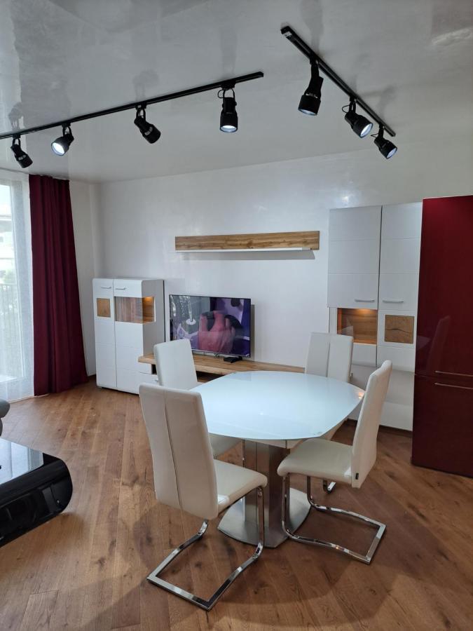 Luxury Apartment In Building K55 With Free Garage Βάρνα Εξωτερικό φωτογραφία